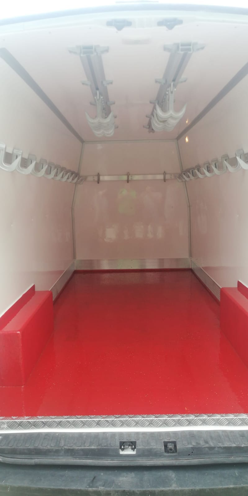Panelvan İzalasyon