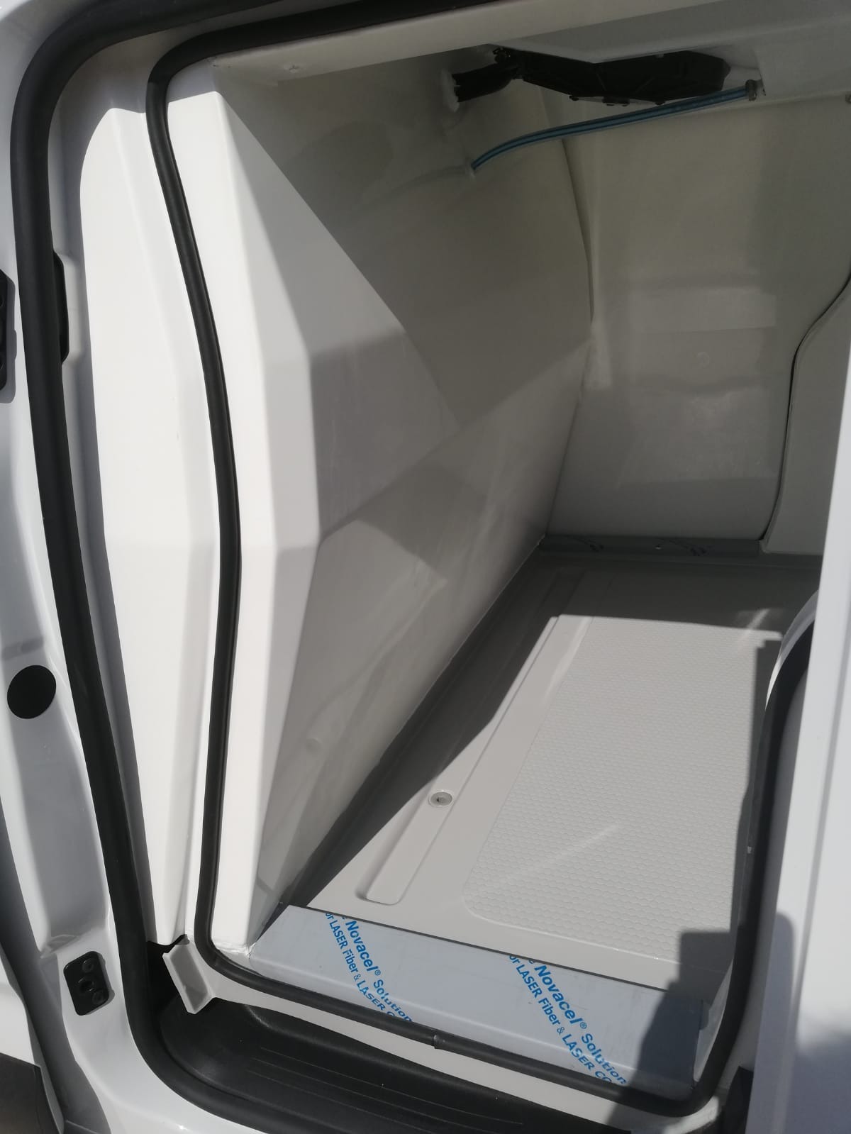 Panelvan İzalasyon